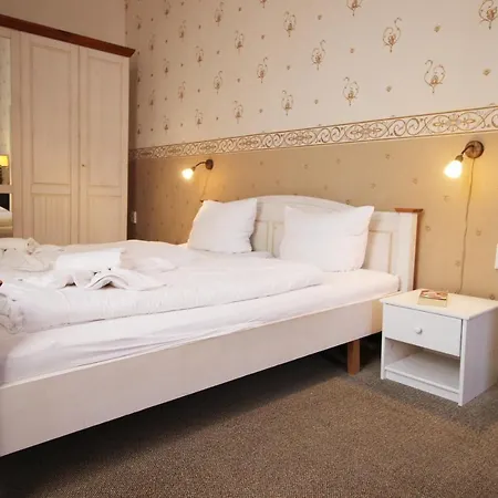 Villa Pippingsburg am Strand Ostseebad Heringsdorf Zimmer foto